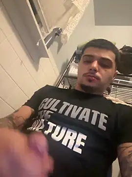 papiVilla23 online show from September 27, 2025, 4:40 am