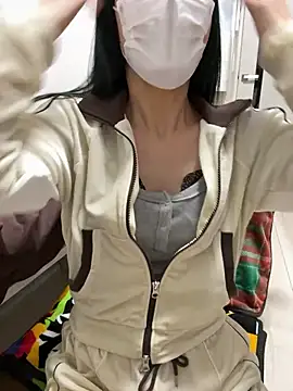 Snapshot of daiyo_kai_Gutara chatting on June 3, 2026, 2:33 pm daiyo kai Gutara online show from June 3, 2026, 2:33 pm