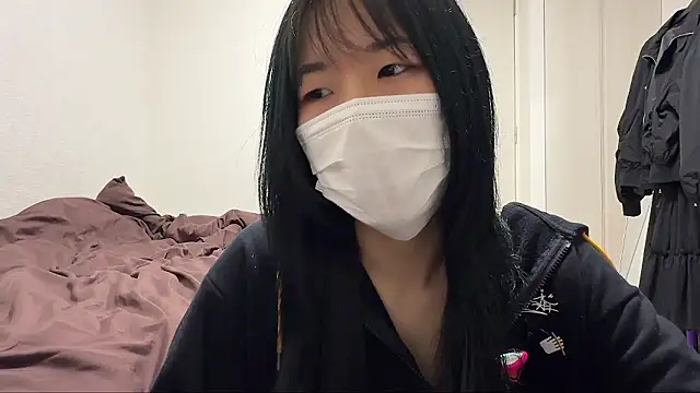 Snapshot of daiyo_kai_Gutara chatting on May 25, 2026, 1:10 pm daiyo kai Gutara online show from May 25, 2026, 1:10 pm