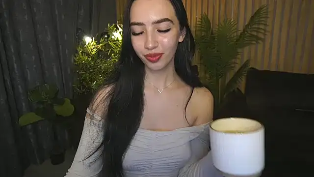 WildKittenX  online show from October 9, 2025, 5:52 am