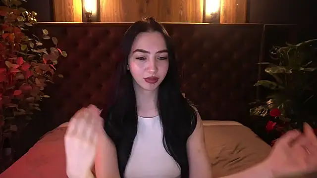 WildKittenX  online show from April 11, 2026, 7:45 am