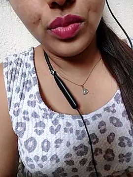 Snapshot of pallu_telgu_kannada chatting on March 17, 2025, 7:24 am pallu telgu kannada online show from March 17, 2025, 7:24 am