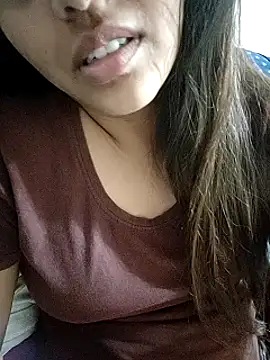 Snapshot of pallu_telgu_kannada chatting on March 14, 2025, 5:24 pm pallu telgu kannada online show from March 14, 2025, 5:24 pm