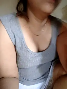 Snapshot of pallu_telgu_kannada chatting on December 3, 2025, 11:53 am pallu telgu kannada online show from December 3, 2025, 11:53 am