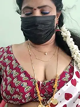 Snapshot of abinaya26 chatting on March 18, 2025, 5:45 am abinaya26 online show from March 18, 2025, 5:45 am