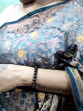 Snapshot of abinaya26 chatting on November 8, 2025, 9:07 pm abinaya26 online show from November 8, 2025, 9:07 pm