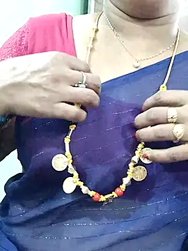 Snapshot of abinaya26 chatting on November 8, 2025, 7:23 am abinaya26 online show from November 8, 2025, 7:23 am