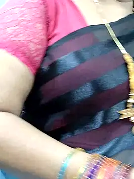 Snapshot of abinaya26 chatting on November 2, 2025, 4:23 pm abinaya26 online show from November 2, 2025, 4:23 pm