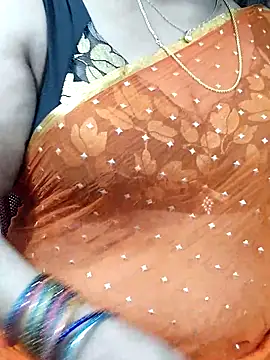 Snapshot of abinaya26 chatting on November 5, 2025, 3:48 pm abinaya26 online show from November 5, 2025, 3:48 pm