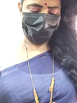 Snapshot of abinaya26 chatting on November 1, 2025, 10:09 am abinaya26 online show from November 1, 2025, 10:09 am