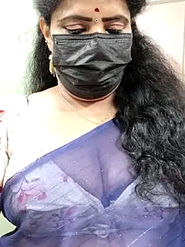 Snapshot of abinaya26 chatting on November 11, 2025, 6:47 pm abinaya26 online show from November 11, 2025, 6:47 pm