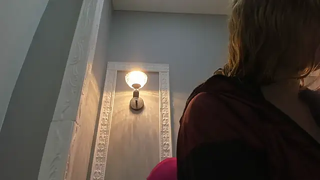 Snapshot of Bonniie_22 chatting on December 15, 2025, 2:45 pm Bonniie 22 online show from December 15, 2025, 2:45 pm