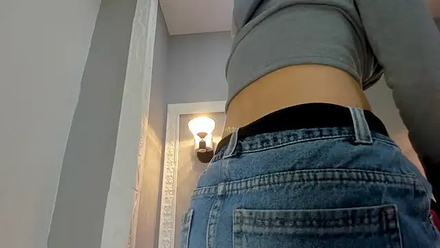 Bonniie 22 online show from February 26, 2026, 7:25 pm