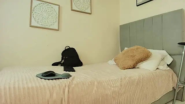 mary cute9 online show from February 8, 2026, 12:14 pm