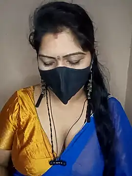 Snapshot of Bagi-Sexy chatting on December 4, 2025, 7:24 pm Bagi-Sexy online show from December 4, 2025, 7:24 pm