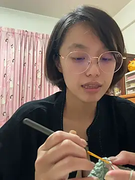 ladypaggy online show from April 4, 2026, 2:01 pm