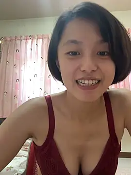 ladypaggy online show from February 13, 2026, 5:51 am