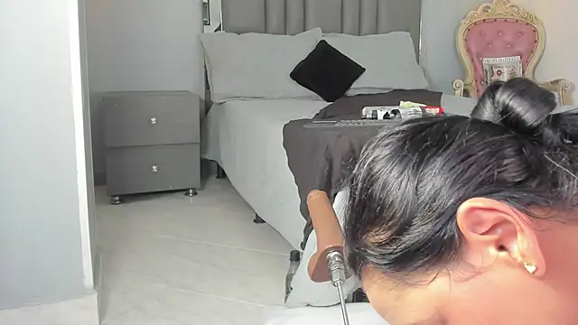 Snapshot of Sienna_miller_27 chatting on September 27, 2025, 11:49 am Sienna miller 27 online show from September 27, 2025, 11:49 am