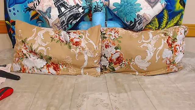 Snapshot of ChocolateClit chatting on October 27, 2025, 5:14 pm ChocolateClit online show from October 27, 2025, 5:14 pm