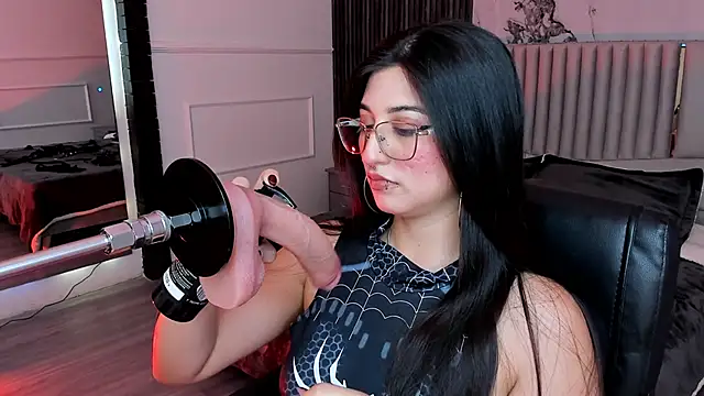 Snapshot of Gabrielakassi chatting on October 19, 2025, 11:46 am Gabrielakassi online show from October 19, 2025, 11:46 am