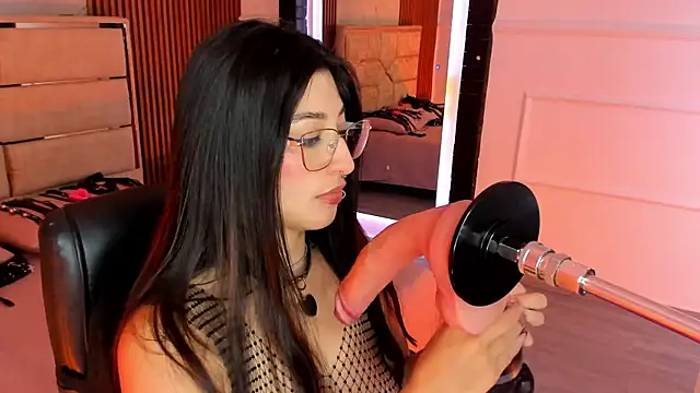 Snapshot of Gabrielakassi chatting on November 22, 2025, 12:15 pm Gabrielakassi online show from November 22, 2025, 12:15 pm