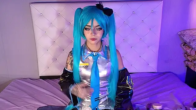  mollycrystal online show from October 17, 2025, 6:50 am
