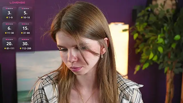 Snapshot of AmityDilley chatting on October 11, 2025, 6:14 am AmityDilley online show from October 11, 2025, 6:14 am