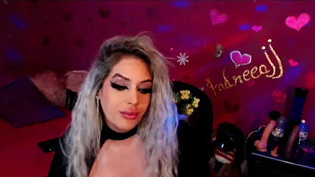 Snapshot of AndreeaJJ chatting on October 18, 2025, 5:26 pm AndreeaJJ online show from October 18, 2025, 5:26 pm