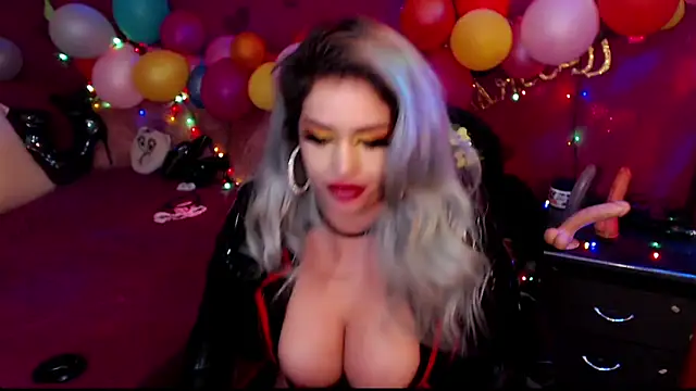 Snapshot of AndreeaJJ chatting on March 3, 2025, 9:05 pm AndreeaJJ online show from March 3, 2025, 9:05 pm