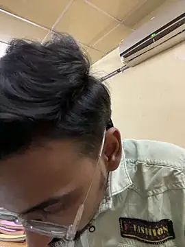 hypersexdriveboi online show from September 11, 2025, 2:06 pm