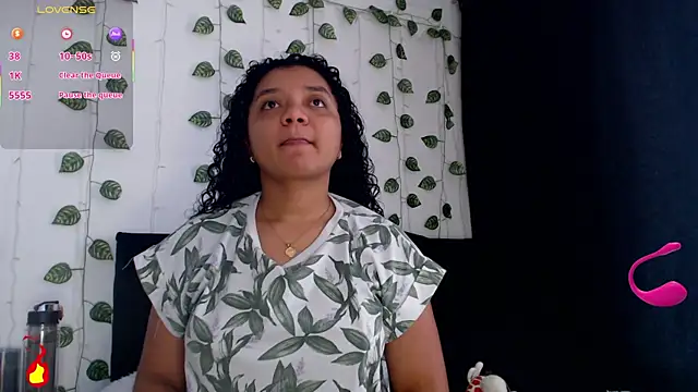 Snapshot of victtoria_cane63 chatting on June 18, 2026, 9:42 pm victtoria cane63 online show from June 18, 2026, 9:42 pm