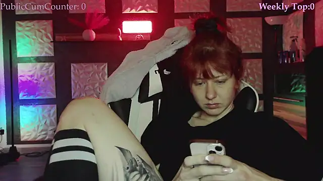 Snapshot of SweetSeraphine chatting on February 9, 2026, 7:28 am SweetSeraphine online show from February 9, 2026, 7:28 am