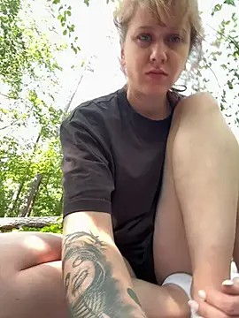 Snapshot of SweetSeraphine chatting on July 26, 2026, 2:24 pm SweetSeraphine online show from July 26, 2026, 2:24 pm