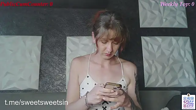 Snapshot of SweetSeraphine chatting on June 29, 2026, 6:07 pm SweetSeraphine online show from June 29, 2026, 6:07 pm