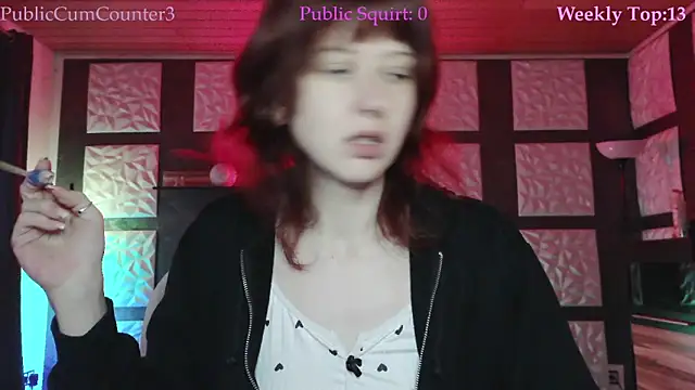 Snapshot of SweetSeraphine chatting on January 12, 2026, 8:43 am SweetSeraphine online show from January 12, 2026, 8:43 am