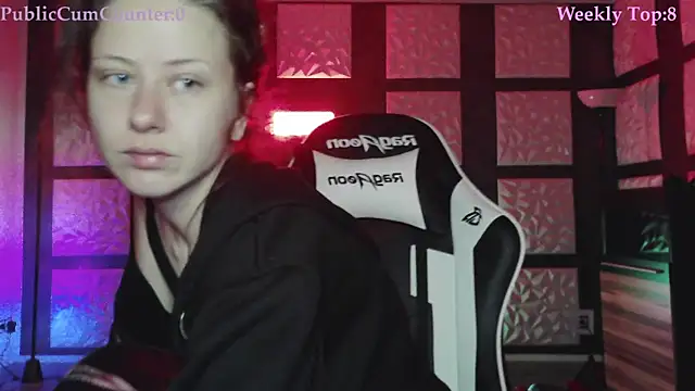 SweetSeraphine online show from November 10, 2025, 6:29 am