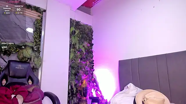 Fernanda liie  online show from March 5, 2026, 12:29 am