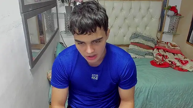 Snapshot of heiker_ chatting on November 22, 2025, 2:21 am heiker online show from November 22, 2025, 2:21 am