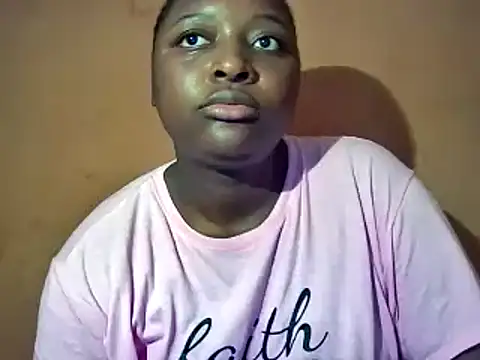 sexyhips2001 online show from January 16, 2026, 11:42 pm