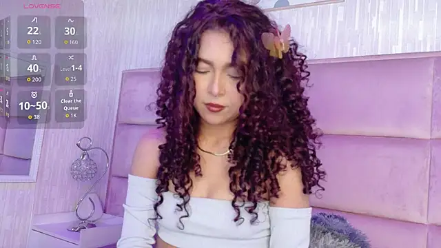 Marianna Ray  online show from December 16, 2025, 8:13 pm