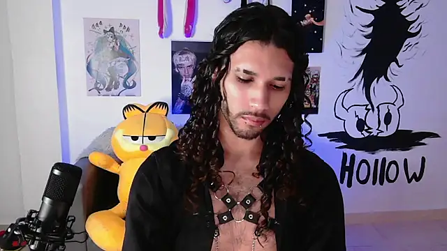 oezack    online show from March 12, 2025, 12:09 am