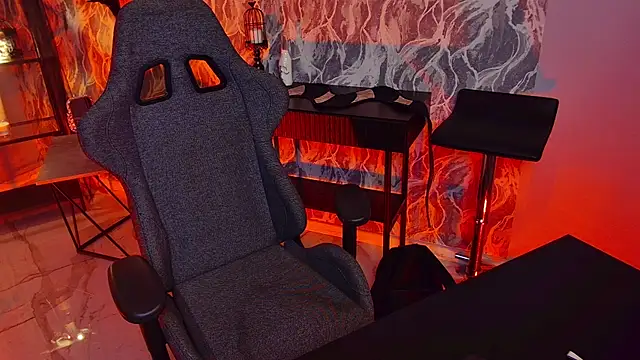 OliviaMcClean online show from November 13, 2025, 3:10 am