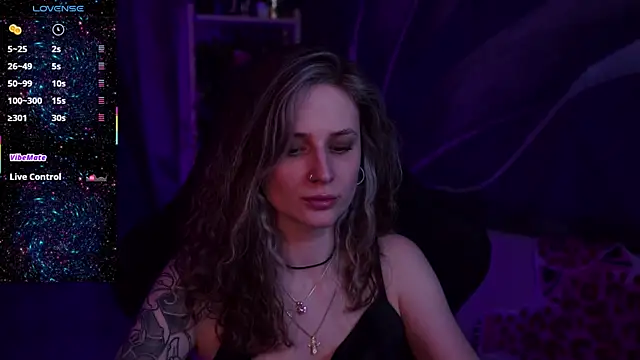 OliviaMcClean online show from September 25, 2025, 1:00 am