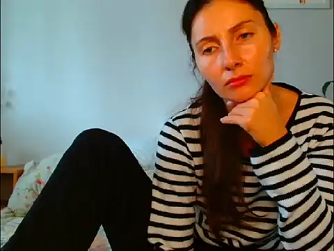 Irina9793 online show from October 10, 2025, 7:53 am