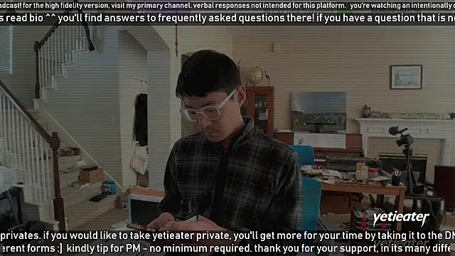 Snapshot of yetieater chatting on January 23, 2025, 8:13 pm yetieater online show from January 23, 2025, 8:13 pm