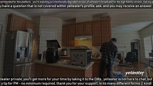 Snapshot of yetieater chatting on January 16, 2025, 5:44 pm yetieater online show from January 16, 2025, 5:44 pm