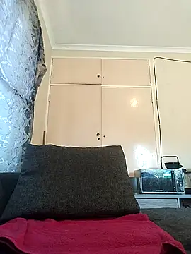 Snapshot of JuicyMilkyTizzy chatting on September 17, 2025, 7:43 am JuicyMilkyTizzy online show from September 17, 2025, 7:43 am