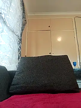 Snapshot of JuicyMilkyTizzy chatting on September 13, 2025, 11:43 am JuicyMilkyTizzy online show from September 13, 2025, 11:43 am