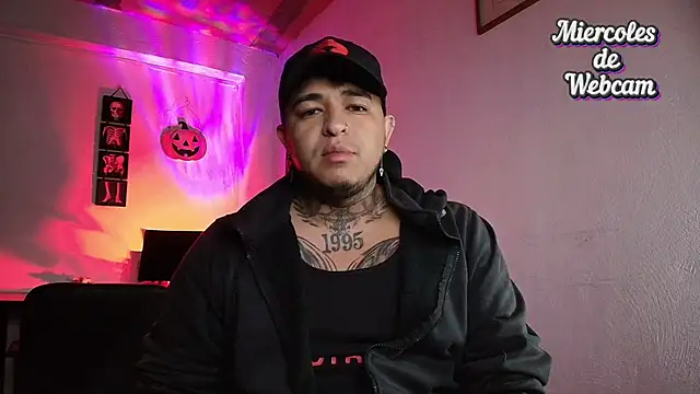 Snapshot of Strip_Classes_Col chatting on September 10, 2025, 3:11 pm Strip Classes Col online show from September 10, 2025, 3:11 pm