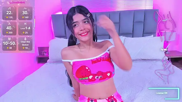 Snapshot of diamond_sweet1 chatting on January 15, 2026, 2:04 am diamond sweet1 online show from January 15, 2026, 2:04 am